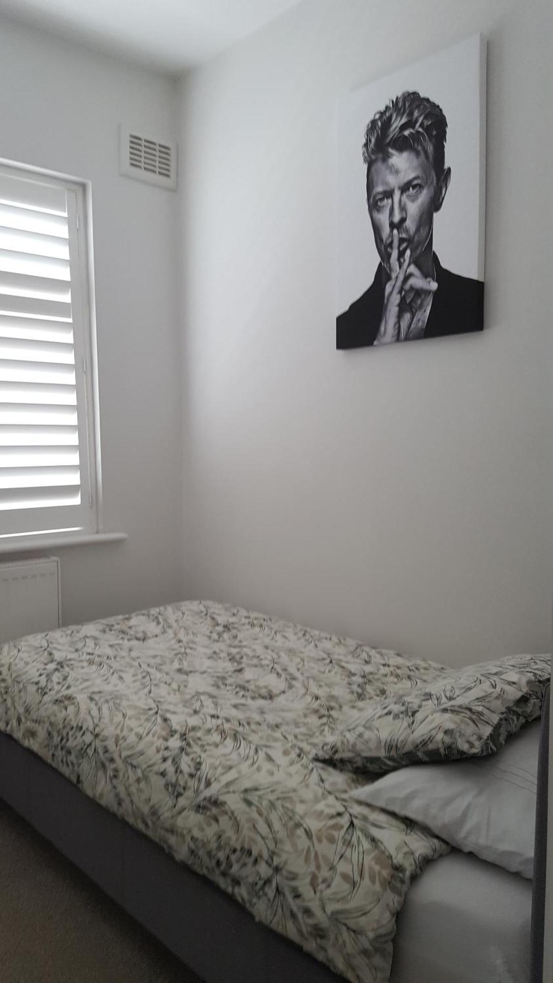 Family Home With Easy Commute To London! Croydon Ngoại thất bức ảnh